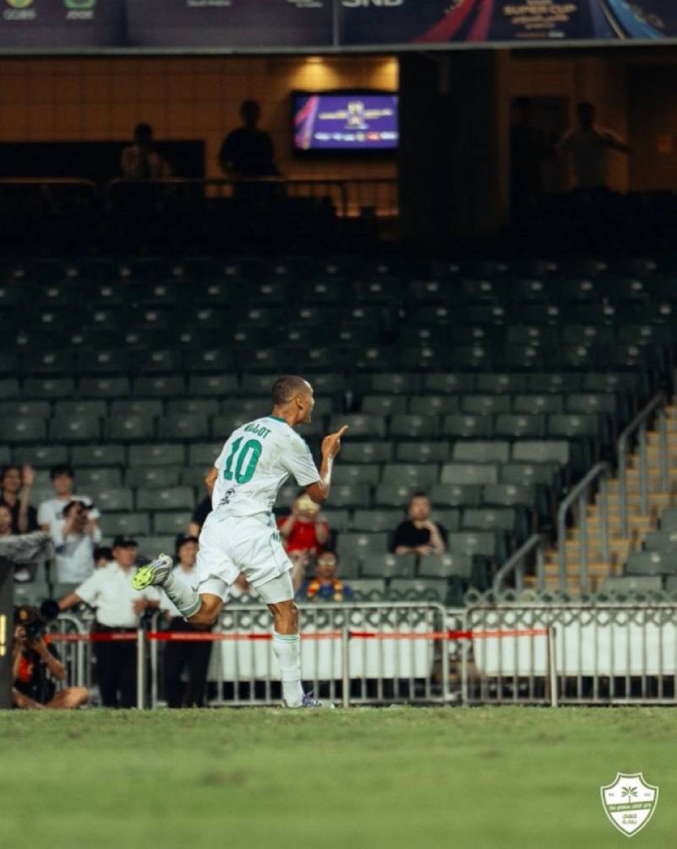 اينزو ميلوت.. انطلاقة «خياااااال»