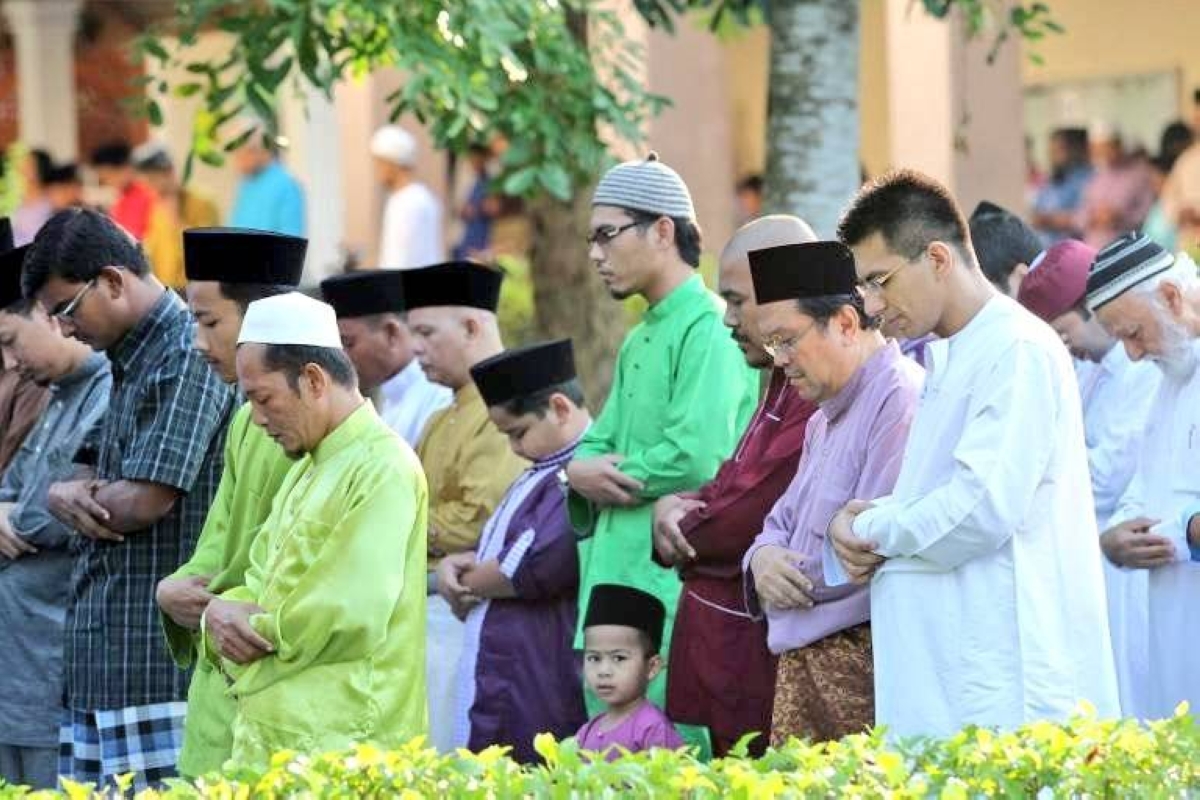 ولاية ماليزية تُغلّظ عقوبة المتغيبين عن صلاة الجمعة.. ما القصة؟ ولاية ماليزية تُغلّظ عقوبة المتغيبين عن صلاة الجمعة.. ما القصة؟