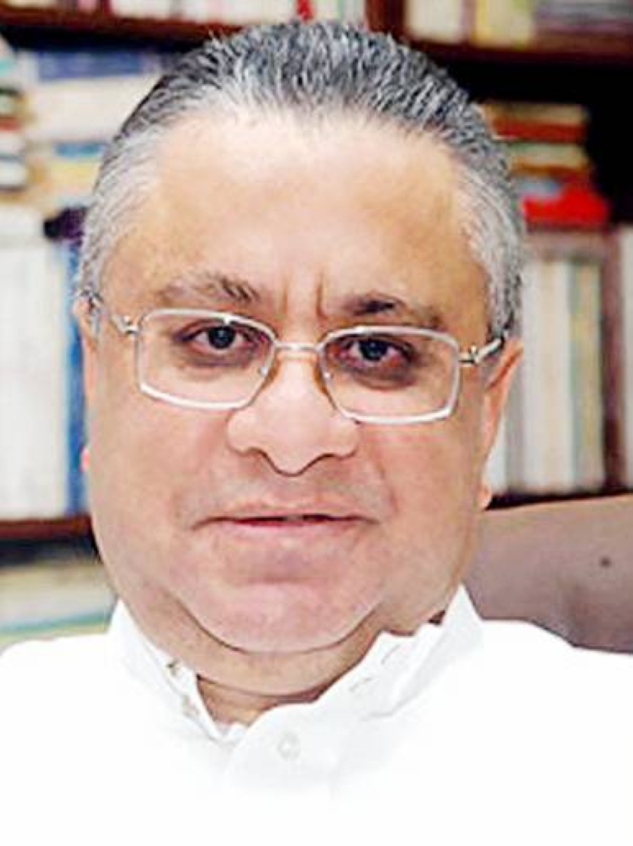 شعرية نمر سعدي المنثالة في نثريتها..