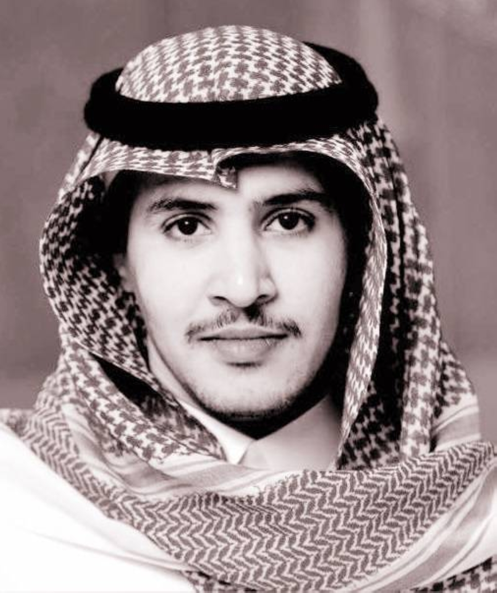 مسؤولو الأندية الأدبية يتشبثون بالجمعيات البديلة مسؤولو الأندية الأدبية يتشبثون بالجمعيات البديلة