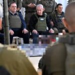 إسرائيل تهدد بفتح أبواب الجحيم في غزة