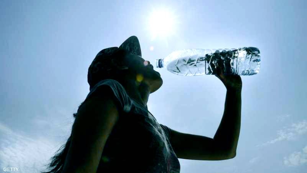 علاقة وثيقة بين قلة شرب الماء والإجهاد الجسدي علاقة وثيقة بين قلة شرب الماء والإجهاد الجسدي