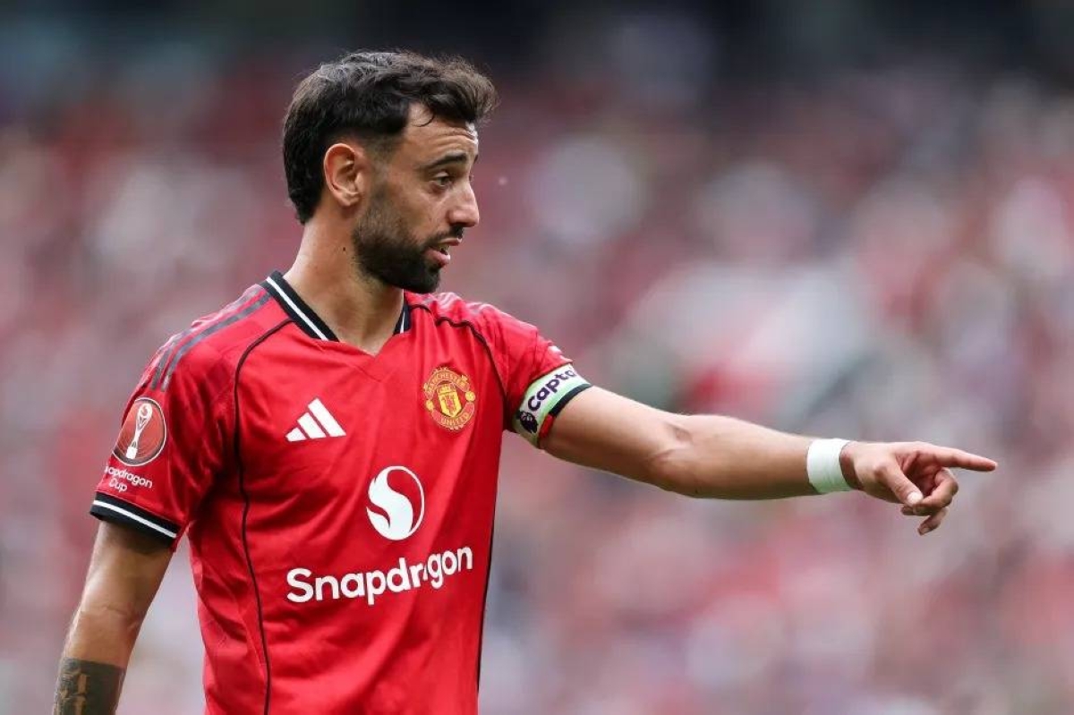 بعد الهلال.. برونو فيرنانديز مطلوب في الاتحاد