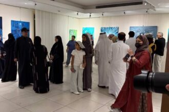 معرض «اللون الواحد» ينطلق بفكرة فنية غير مسبوقة في جدة