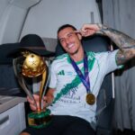 الأهلي وصل.. العروس تستقبل أبطال السوبر