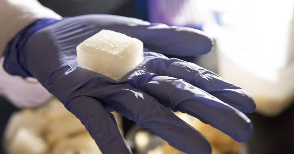 ثورة في عالم التجميد.. «جيلي آيس» جليد لا يذوب