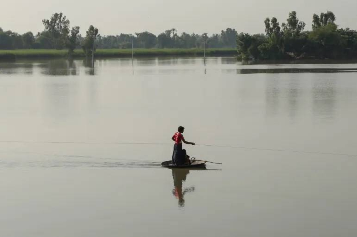 بعد تحذير هندي.. فيضانات تجلي 150 ألف باكستاني