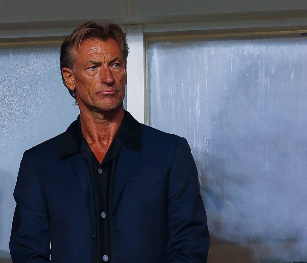 استعداداً للملحق الآسيوي.. رينارد يختار 27 لاعباً لوديّتي مقدونيا والتشيك