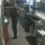 بسبب المايونيز.. رجل يحرق مقهى في إشبيلية!