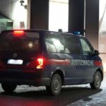 سرير ينهار وسيارات خاصة.. قصة السجين الذي يستنزف أموال النمسا