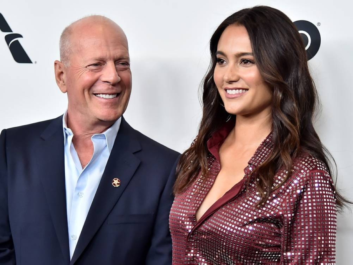 بروس ويليس يفقد الكلام وزوجته تكشف تفاصيل معاناته مع الخرف