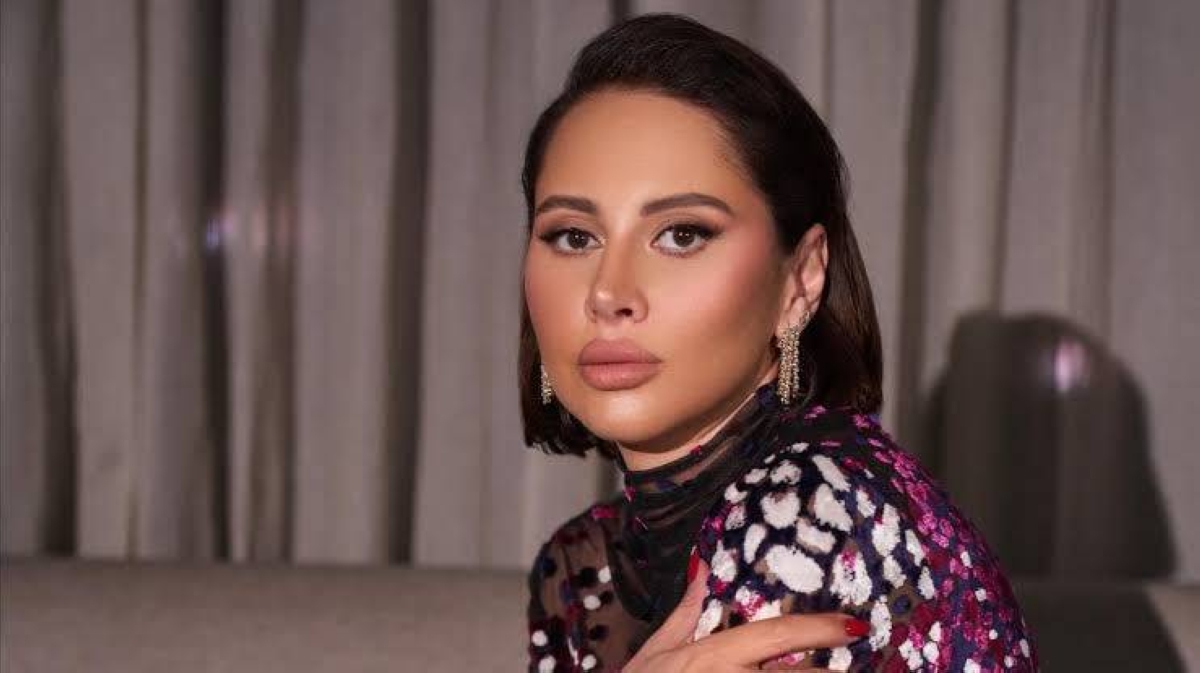 ياسمين رئيس لـ«عكاظ»: «ماما وبابا» كوميديا عائلية بلمسات إنسانية