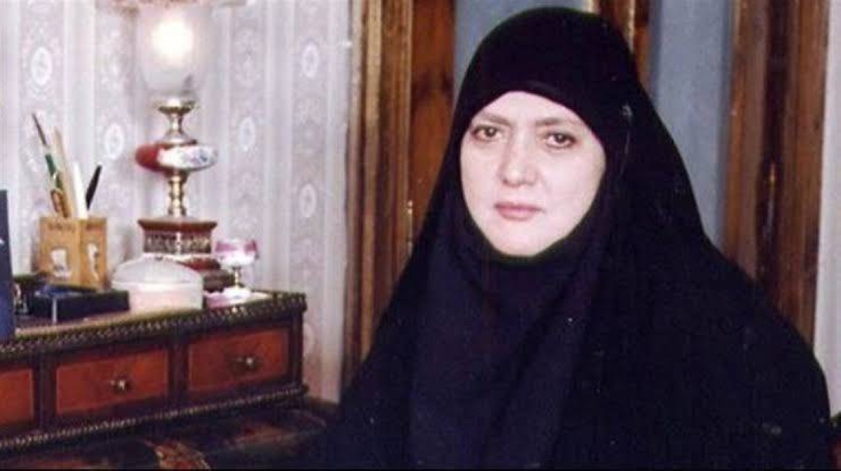 «اتهمتها بالخرف».. شمس البارودي تفتح النار على إحدى متابعيها