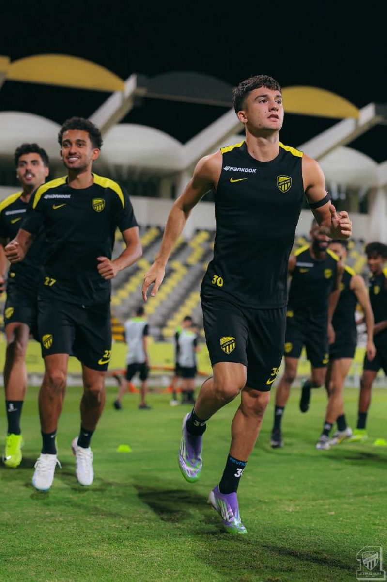 حامل اللقب الاتحاد في اختبار الأخدود حامل اللقب الاتحاد في اختبار الأخدود
