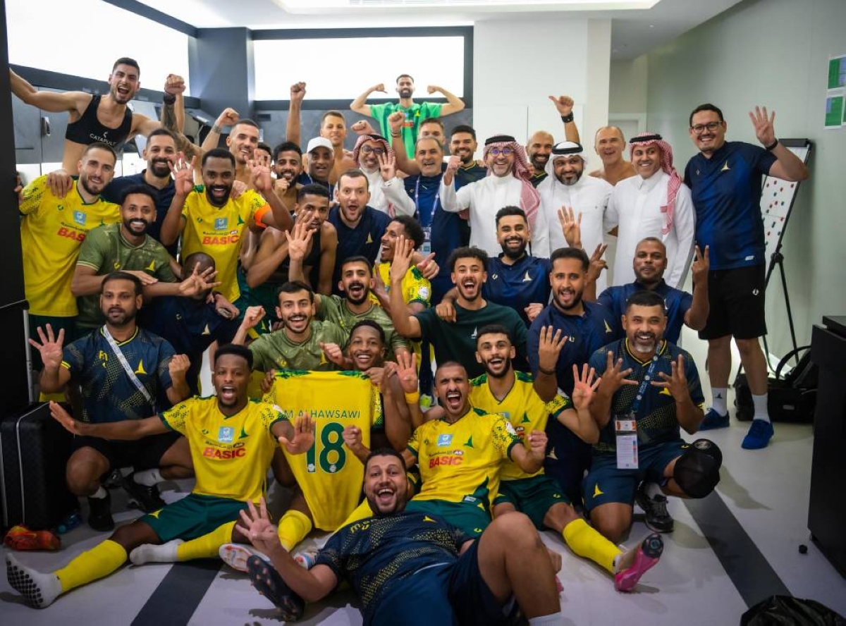 كسبها مع 3 أندية.. ثالث رباعية للمدرب «جيورجوس دونيس» في الشباب كسبها مع 3 أندية.. ثالث رباعية للمدرب «جيورجوس دونيس» في الشباب