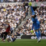 بورنموث يحرم توتنهام من صدارة الدوري الإنجليزي