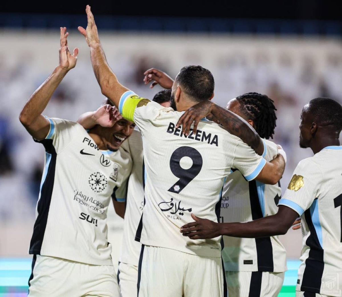 الاتحاد يحقق إنجازاً غائباً منذ 14 عاماً.. وبنزيما يهدد رونالدو