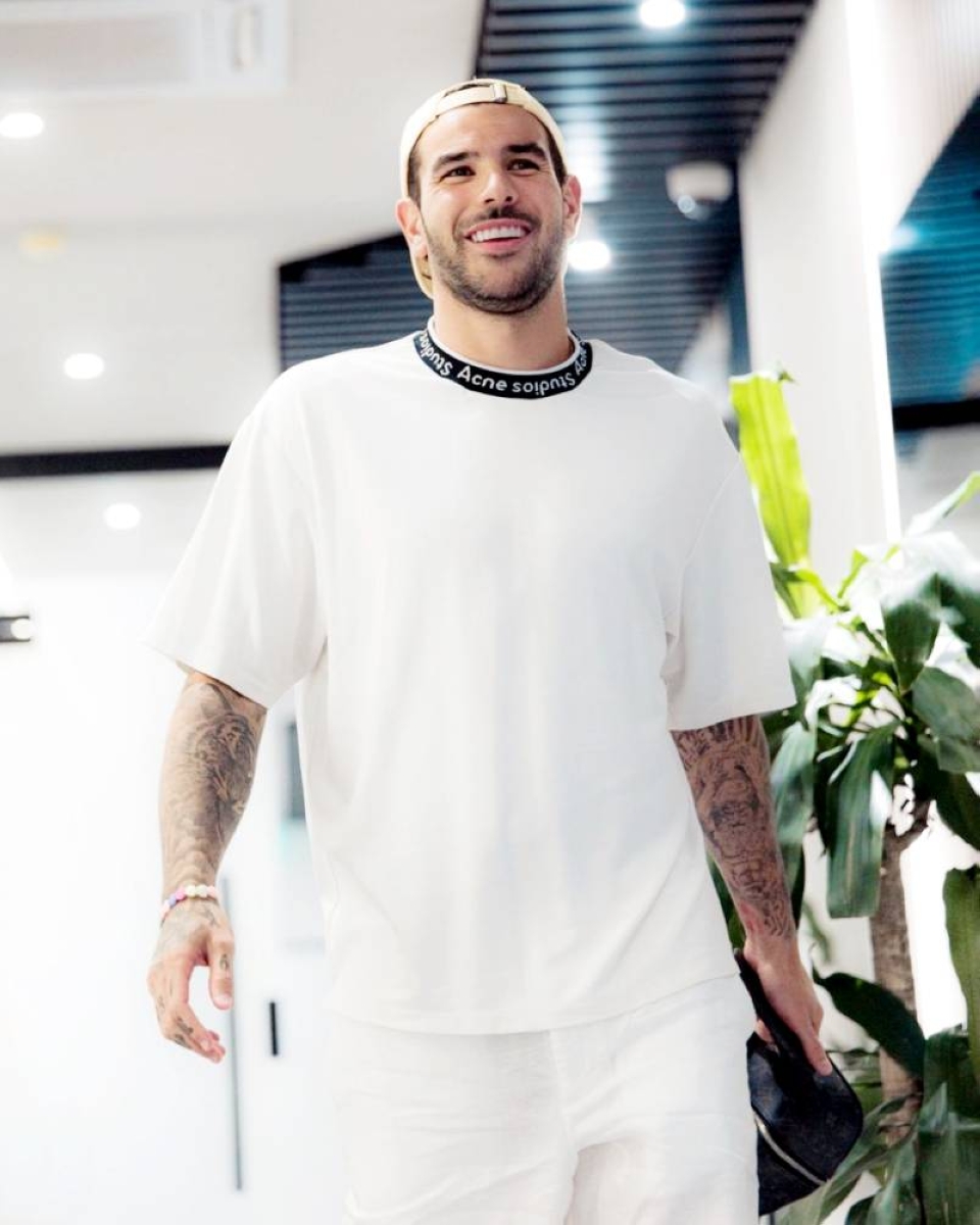 ثيوهيرنانديز ينطلق مع الهلال أمام القادسية