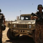 المنطقة العسكرية الشرقية تحبط محاولة تسلل لمجموعة مسلحين عبر الحدود وتقتل اثنين منهم