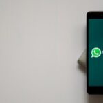 الذكاء الاصطناعي يكتب رسائل واتسآب بدلا عنك