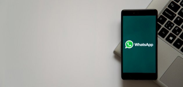 الذكاء الاصطناعي يكتب رسائل واتسآب بدلا عنك الذكاء الاصطناعي يكتب رسائل واتسآب بدلا عنك