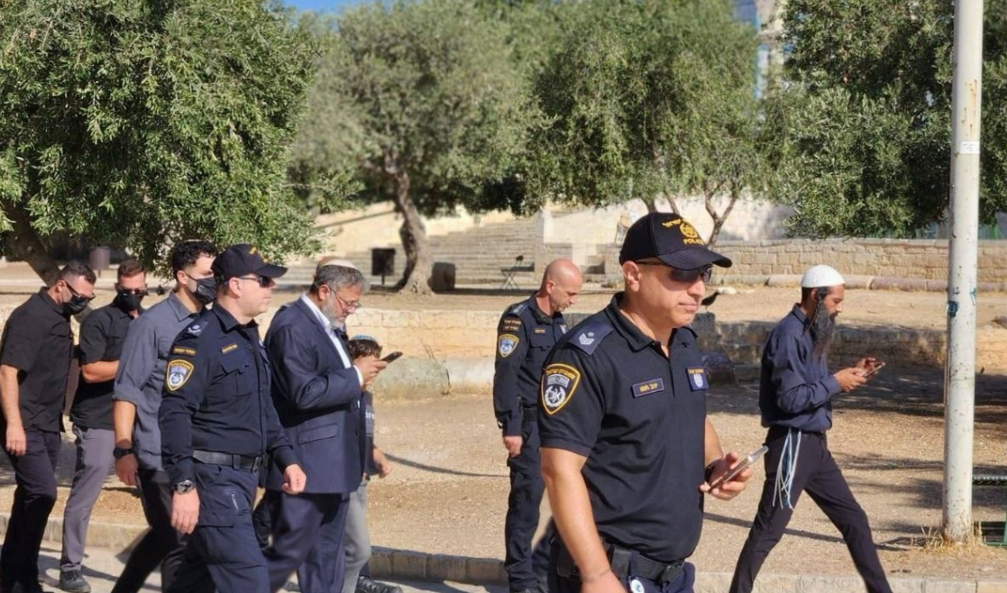 الوزير المتطرف بن غفير يقود مسيرة استفزازية للمستوطنين بالقدس​ 