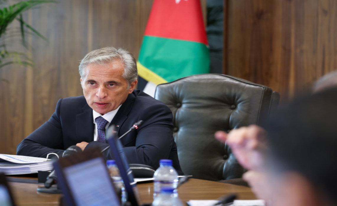 حسّان يجري اليوم تعديلا وزاريا موسعا هو الأول على حكومته حسّان يجري اليوم تعديلا وزاريا موسعا هو الأول على حكومته