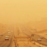 “الأرصاد”: انعدام الرؤية في الرويشد نتيجة الغبار الكثيف
