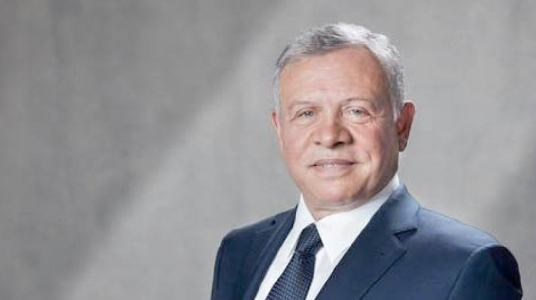 الملك يغادر أرض الوطن في زيارة خاصة الملك يغادر أرض الوطن في زيارة خاصة