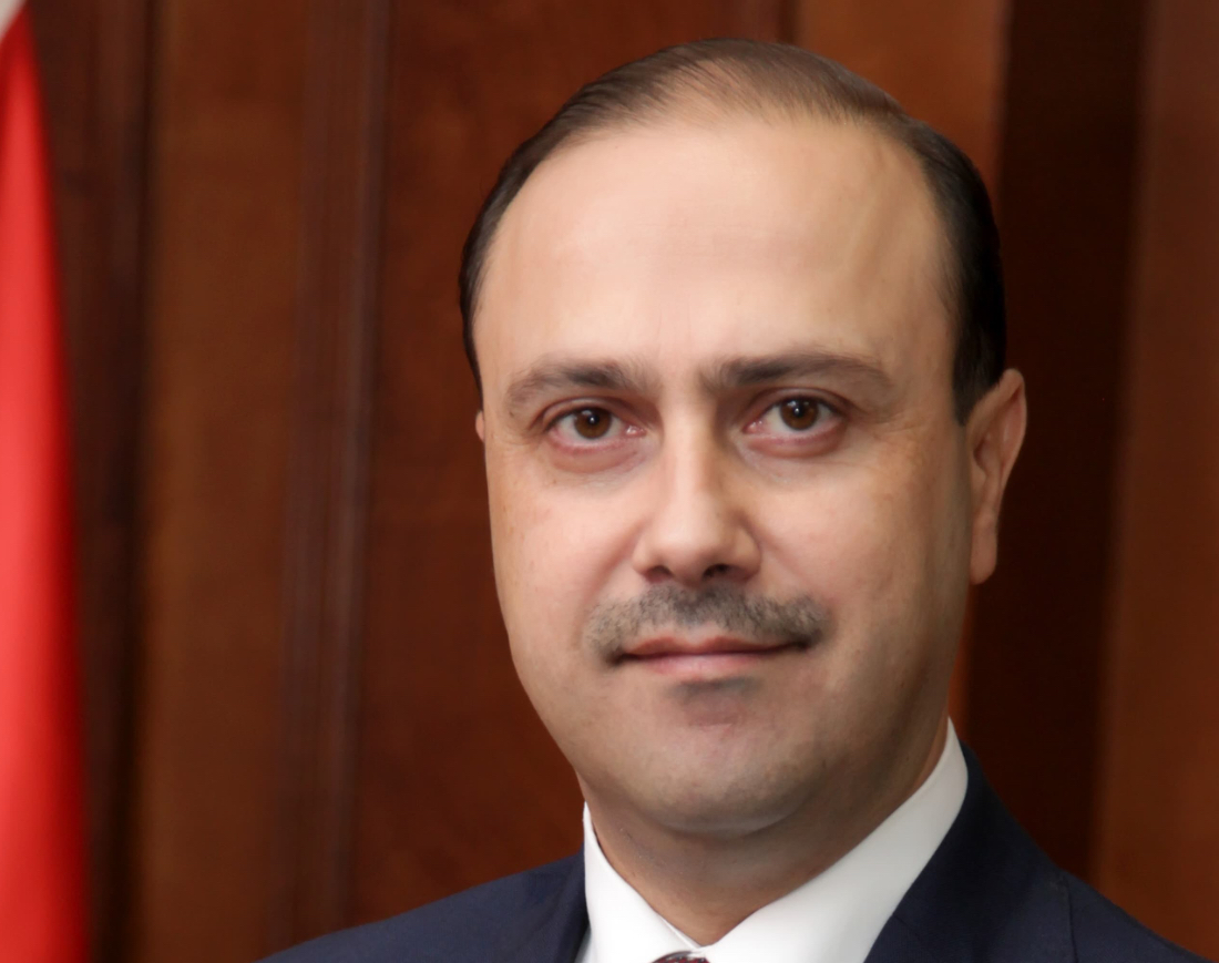 مؤتمر صحفي لوزير الاتصال الحكومي والناطق الرسمي باسم القوات المسلحة للإعلان عن برنامج خدمة العلم بصيغته الجديدة مؤتمر صحفي لوزير الاتصال الحكومي والناطق الرسمي باسم القوات المسلحة للإعلان عن برنامج خدمة العلم بصيغته الجديدة