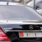 مجمع اللغة العربية يدعو رئيس الوزراء لاعتماد الترميز بالحرف العربي على لوحات المركبات الحكومية