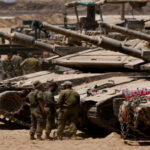 إسرائيل تقرّ خطة “للسيطرة” على مدينة غزة​ 