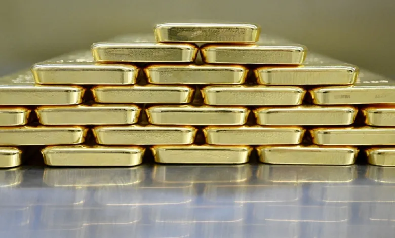 العقود الآجلة للذهب تصعد لمستوى قياسي العقود الآجلة للذهب تصعد لمستوى قياسي