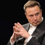 إيلون ماسك يتهم أبل بالاحتكار ويهدد بمقاضاتها