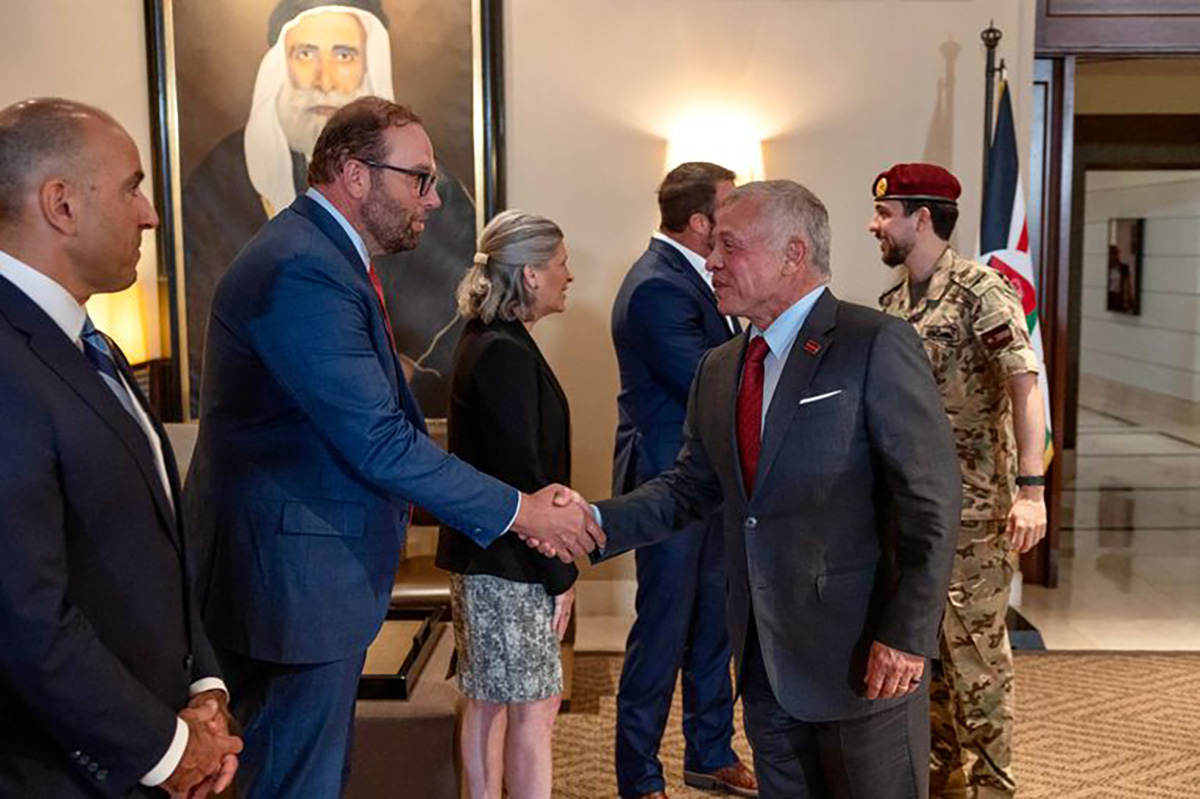 الملك يؤكد رفض الأردن القاطع للتصريحات الإسرائيلية حول رؤية “إسرائيل الكبرى” المزعومة الملك يؤكد رفض الأردن القاطع للتصريحات الإسرائيلية حول رؤية “إسرائيل الكبرى” المزعومة