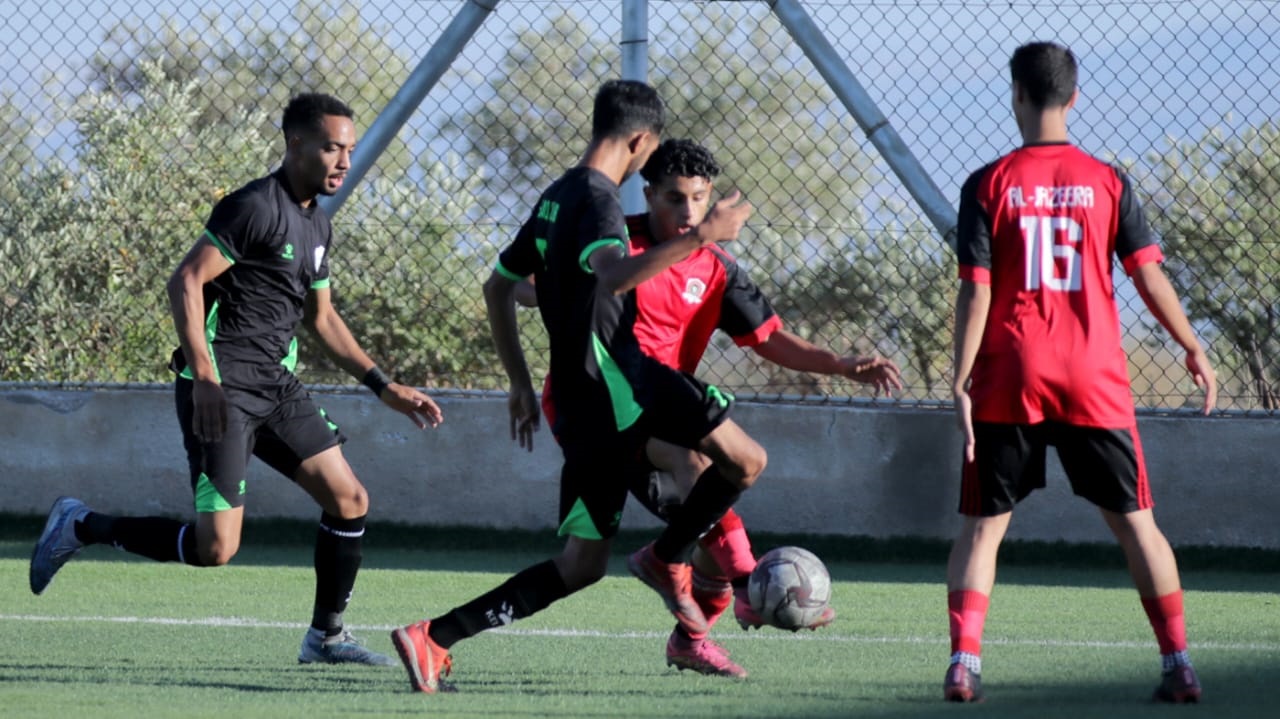 فريق الجزيرة ينفرد بصدارة دوري الرديف فريق الجزيرة ينفرد بصدارة دوري الرديف