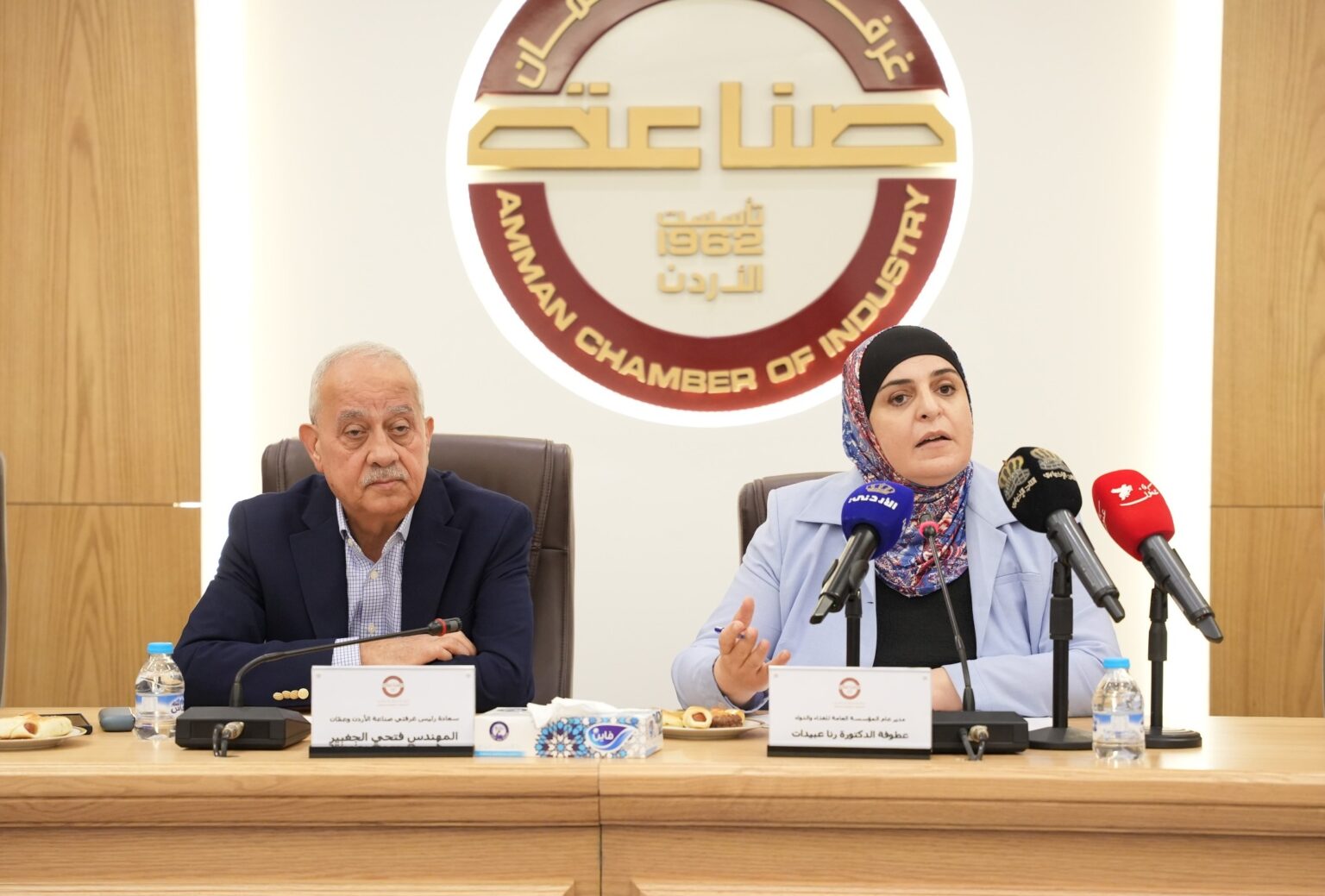 الغذاء والدواء: القطاع الصناعي شريك استراتيجي في بناء الاقتصاد الوطني الغذاء والدواء: القطاع الصناعي شريك استراتيجي في بناء الاقتصاد الوطني