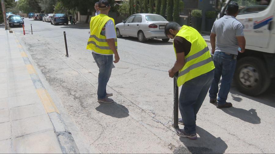 أمانة عمان: رفع 878 حاجزا اسمنتيا و5100 عائق من الشوارع أمانة عمان: رفع 878 حاجزا اسمنتيا و5100 عائق من الشوارع