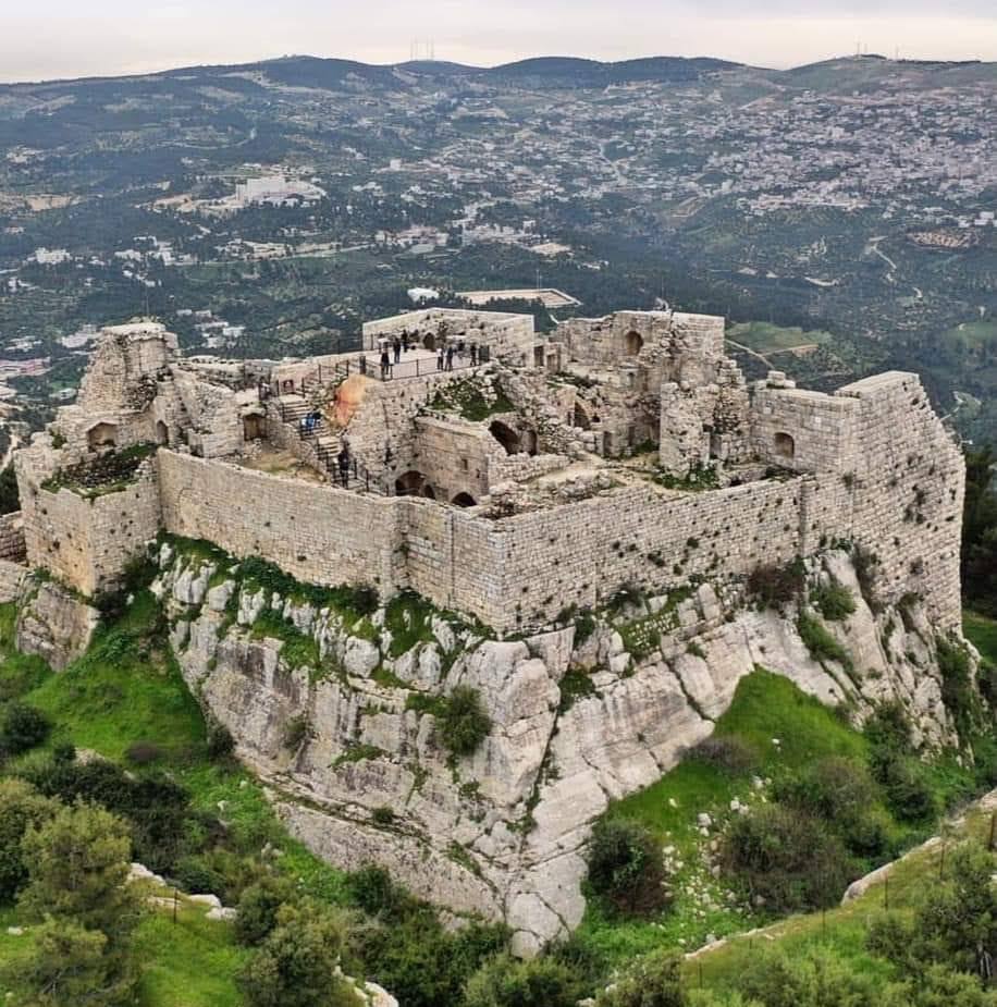 دعوات لتعزيز الاستثمار في عجلون وتحريك عجلة التنمية