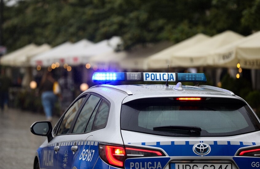 انفجار مركبة في يافا يسفر عن إصابة 4 أشخاص انفجار مركبة في يافا يسفر عن إصابة 4 أشخاص