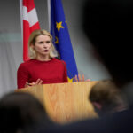 الاتحاد الأوروبي يحث واشنطن لإعادة النظر في قرار إلغاء تأشيرات ممثلي فلسطين​ 