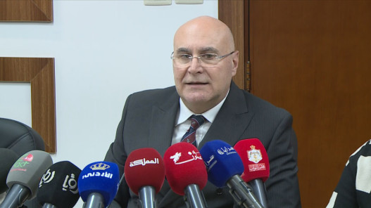 شحادة: الحكومة تسعى لإنفاق كامل المبلغ الرأسمالي البالغ 1.7 مليار شحادة: الحكومة تسعى لإنفاق كامل المبلغ الرأسمالي البالغ 1.7 مليار