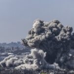 مقاتلة إسرائيلية تقصف موقعا عسكريا إسرائيليا شمال غزة​ 