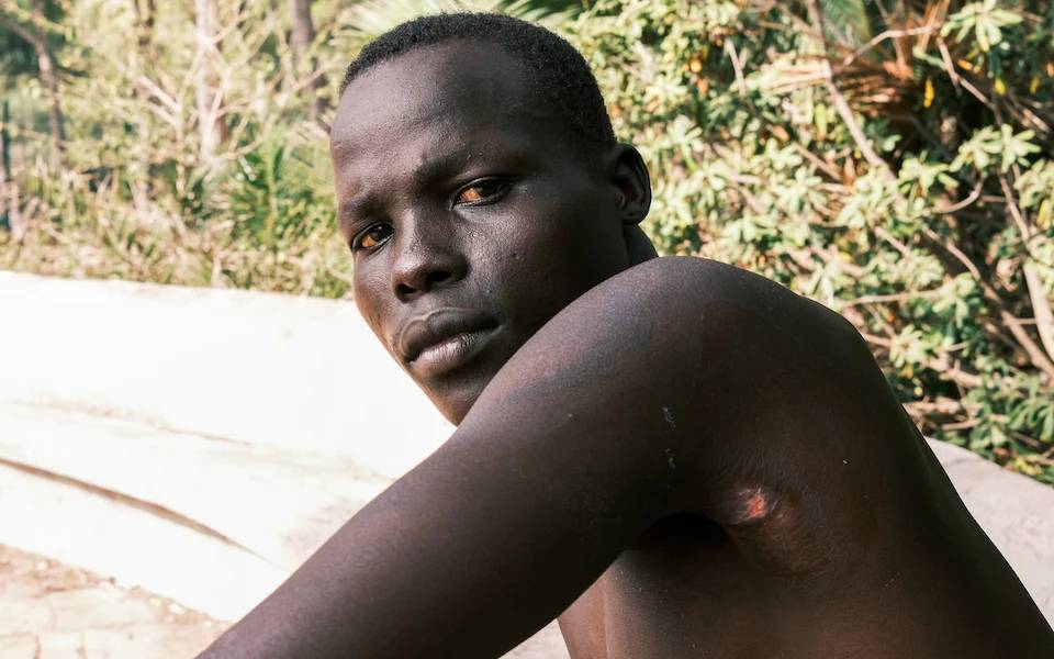 سباحة نحو الحياة.. شاب من جنوب السودان ينجو في البحر المتوسط سباحة نحو الحياة.. شاب من جنوب السودان ينجو في البحر المتوسط