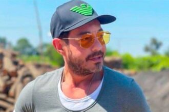 «بصورة من التحضيرات».. أحمد زاهر يتعاقد على بطولة مسلسل جديد «بصورة من التحضيرات».. أحمد زاهر يتعاقد على بطولة مسلسل جديد