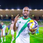 إيفان توني يواصل هزّ الشباك بـ«الهاتريك الثامن»