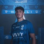 الهلال يعلن التعاقد مع المدافع التركي أكتشيشيك