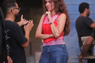 «بطل العالم» يجمع الأكشن والكوميديا في 10 حلقات