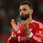 صلاح يعترف بصعوبة التأقلم مع زميله الجديد.. ويكشف سبب بكائه