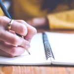 فوائد الكتابة اليومية: